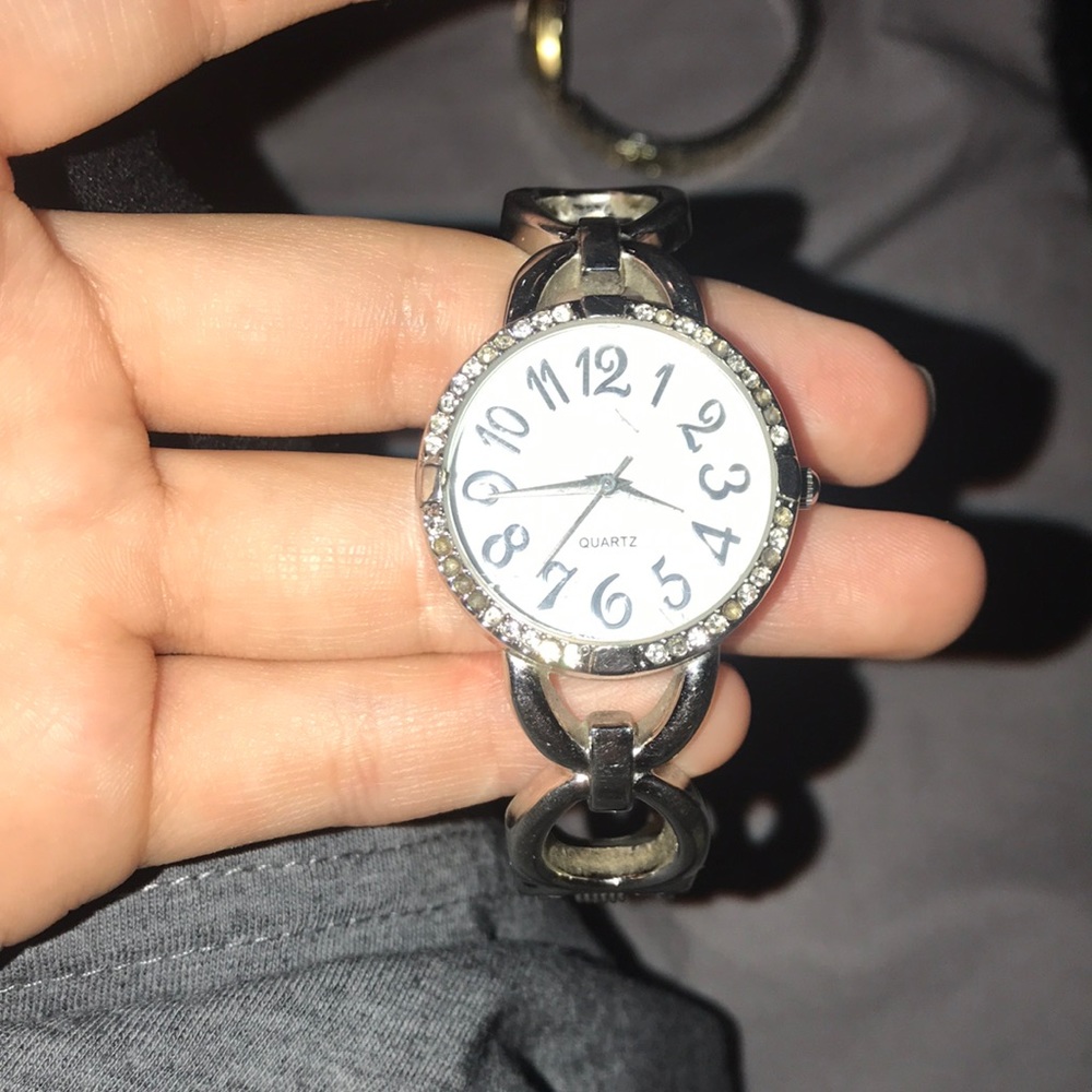 Clip on watch